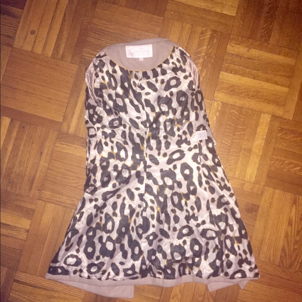 Coat - Picture 5 of 6
